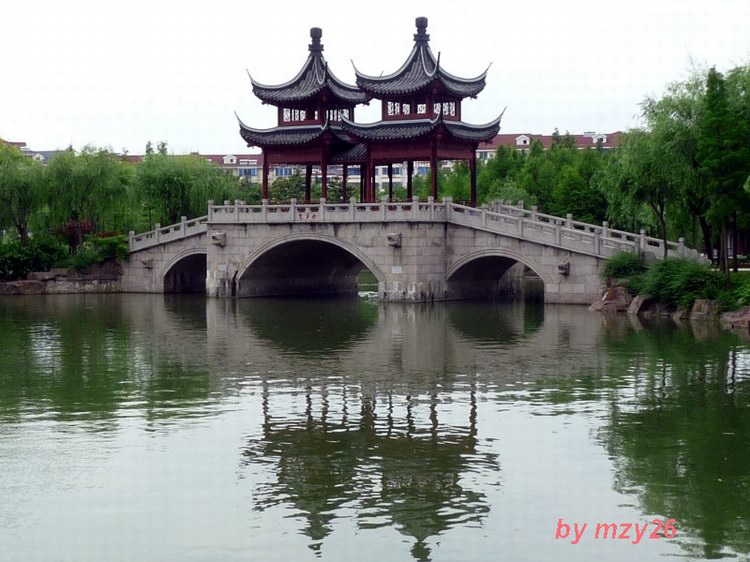 奉贤区南桥镇古华园双亭桥