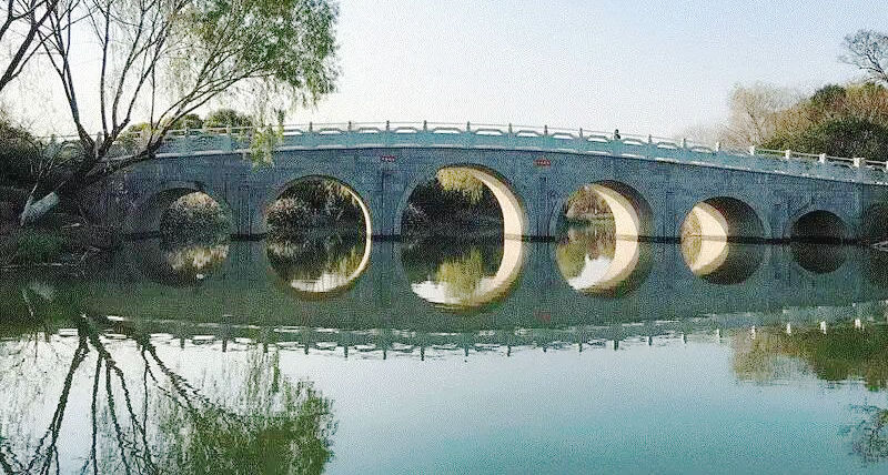 ��ɽ���˴���˴幫԰�㸣��