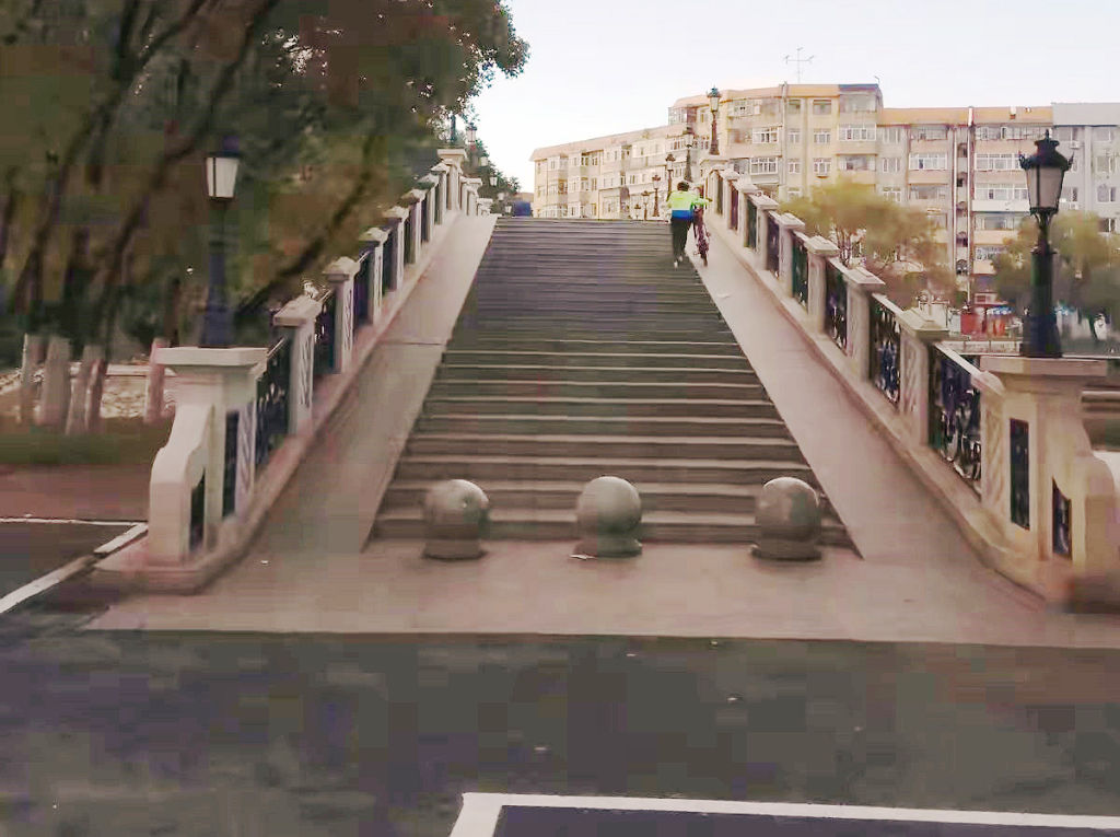 齐齐哈尔市龙沙区滨湖人行桥
