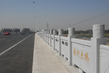 �˳����˳��ϺӴ���