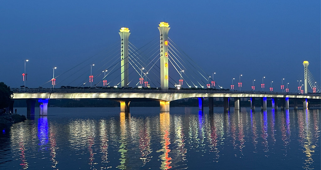 �����й������