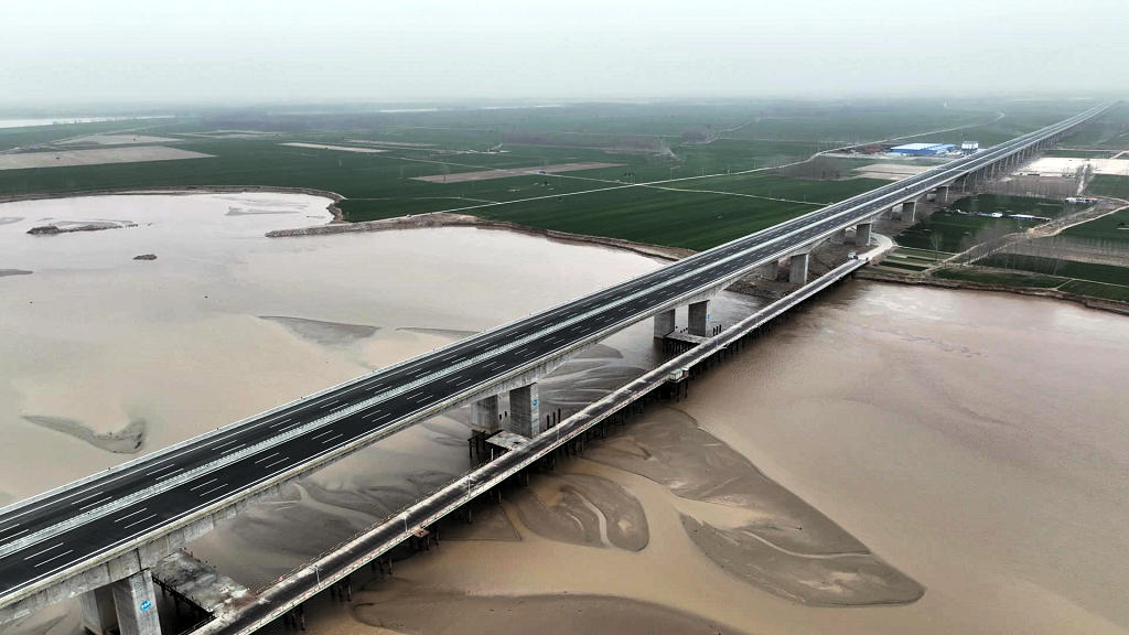 ����ذ׈�������׈��ƺӹ�·����