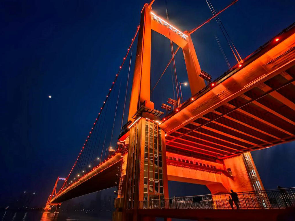 �人�������޳�������