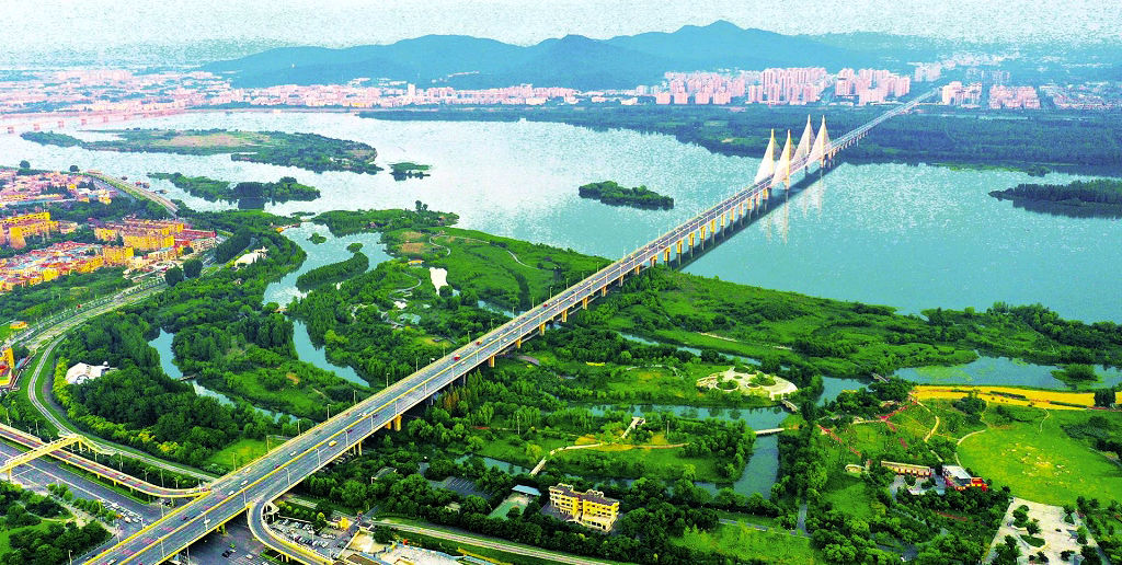 ��������������