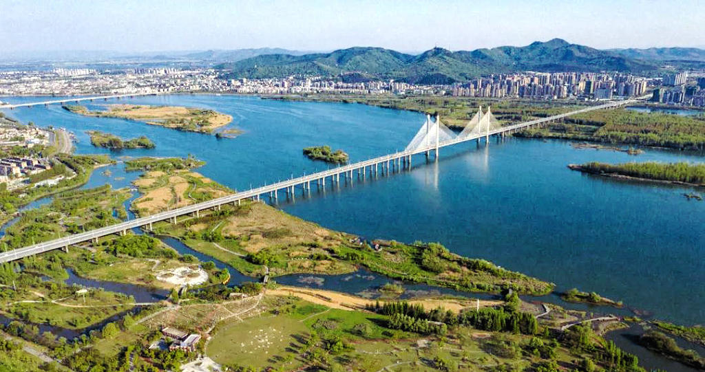 ��������������