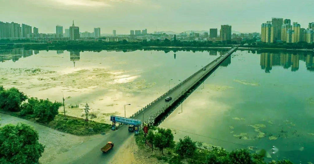 ��������ˮ���ʳǽֵ���Ԫ����