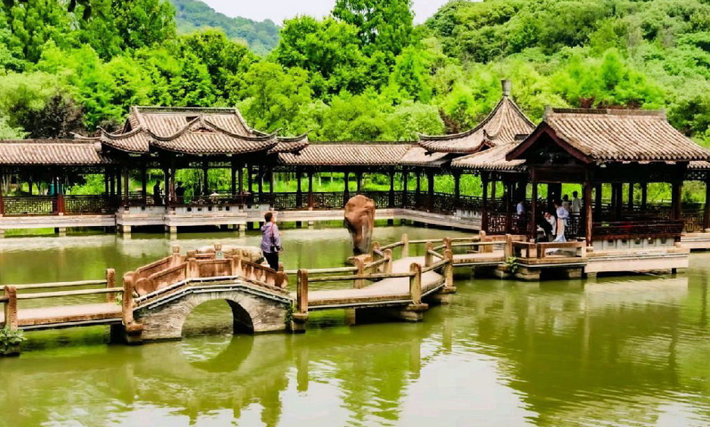 ���������������