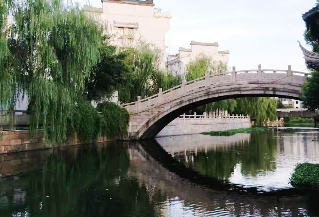 �����и�����