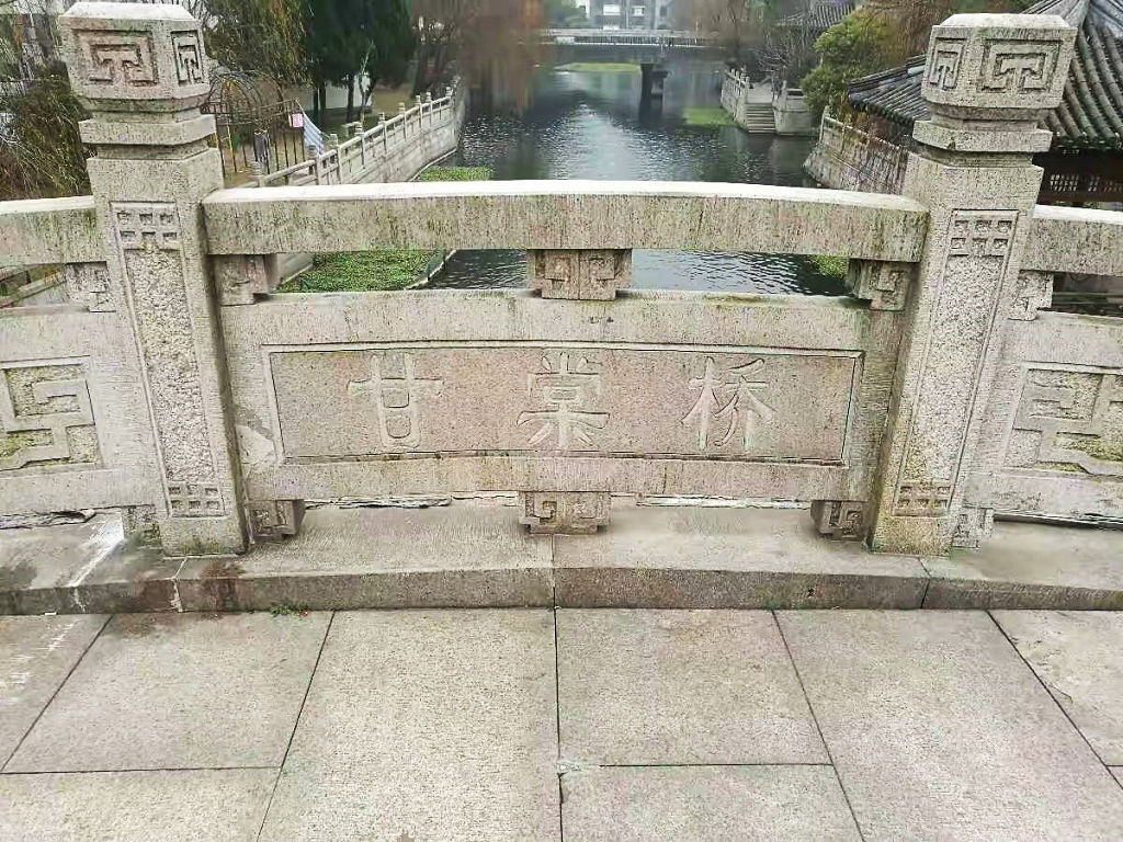 �����и�����