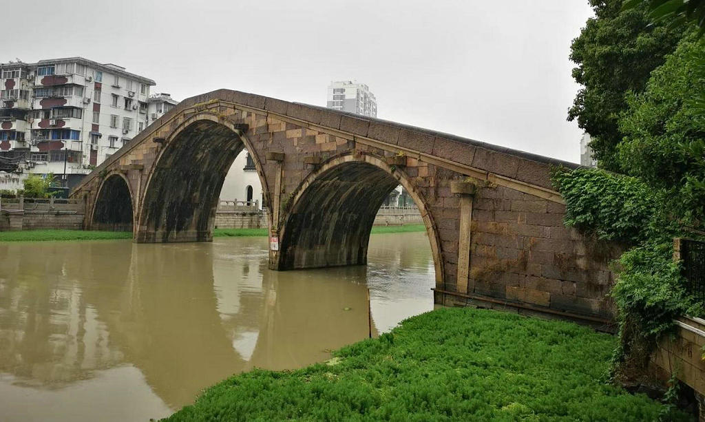 �������˹���