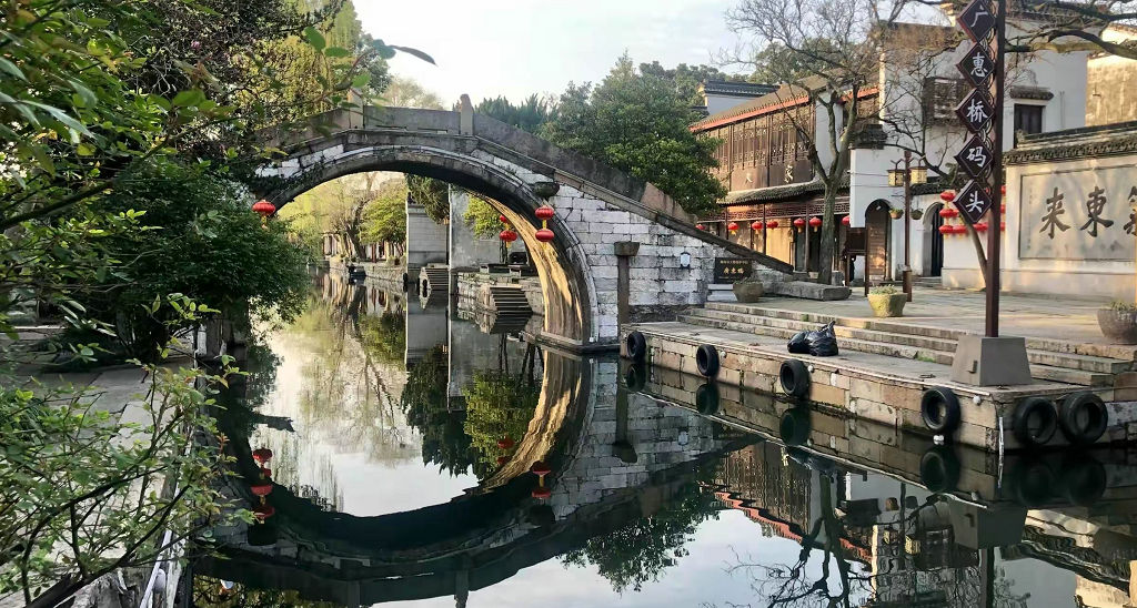 ��������������