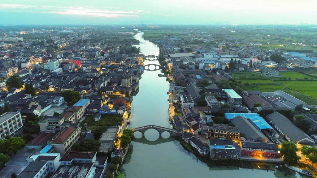 �����˫������Ԫ��