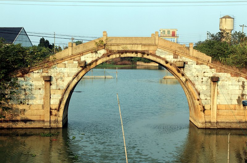 南浔区菱湖镇青龙桥