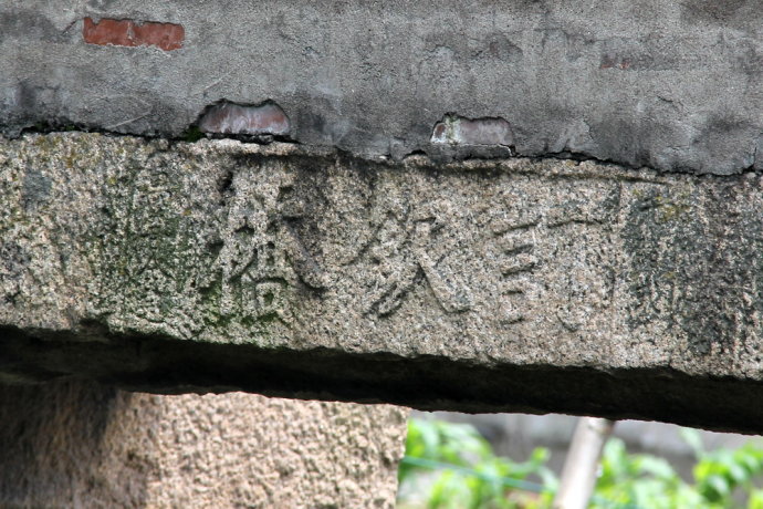 ǧ