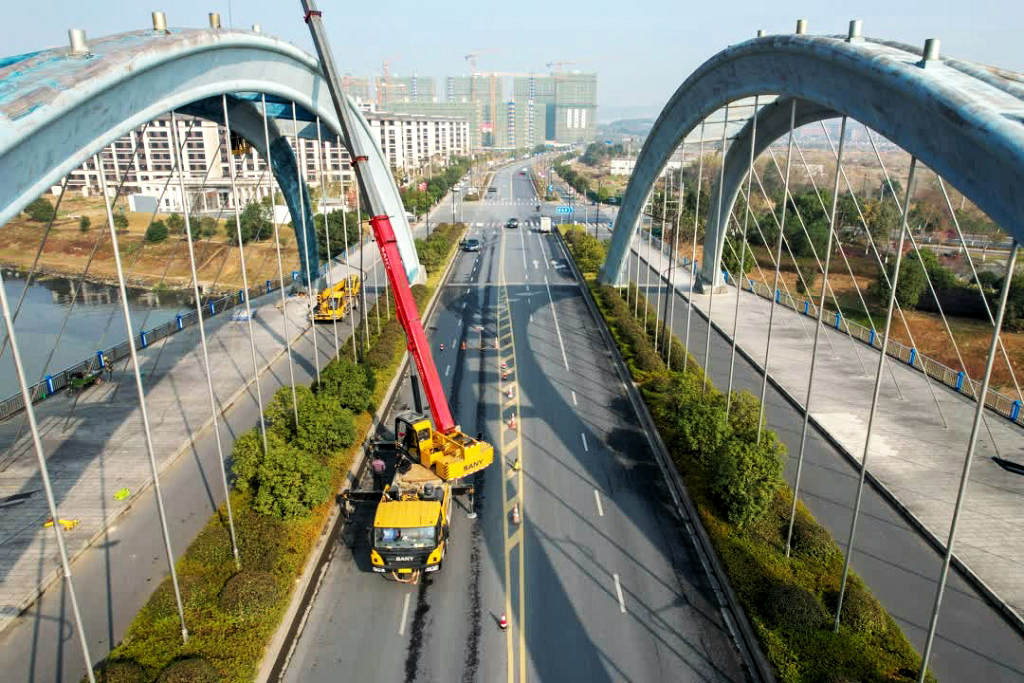 ��������ƽ·��Ϫ��