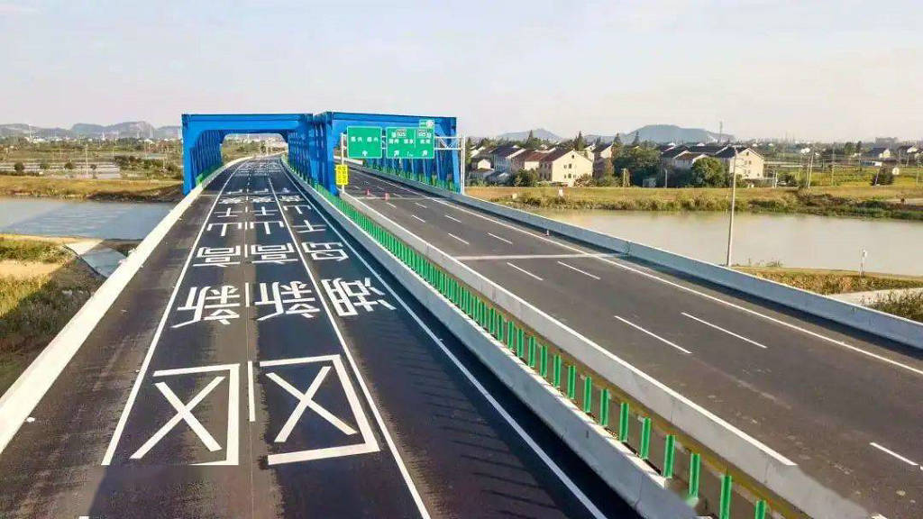 �����ظ�Ϫ�ֵ��߼�������