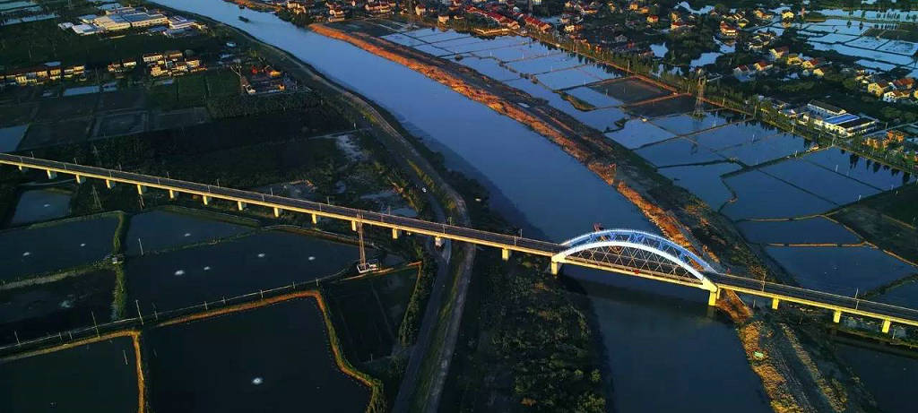 �����е����ض���Ϫ�ش���