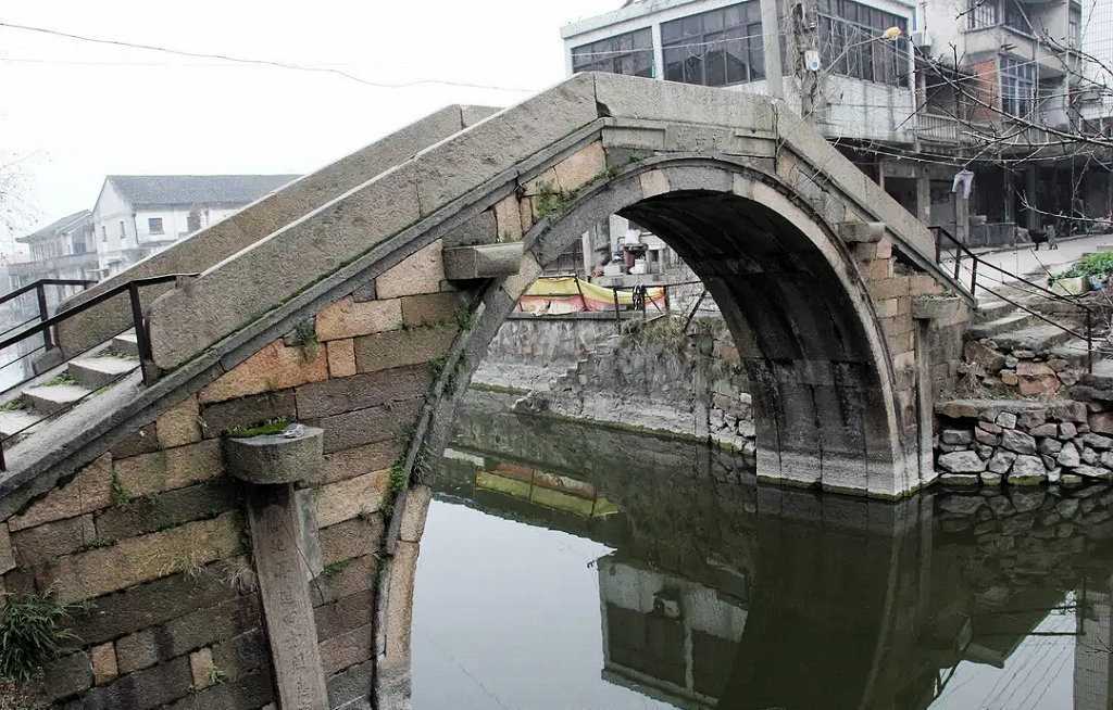 ��������������ɽ�������