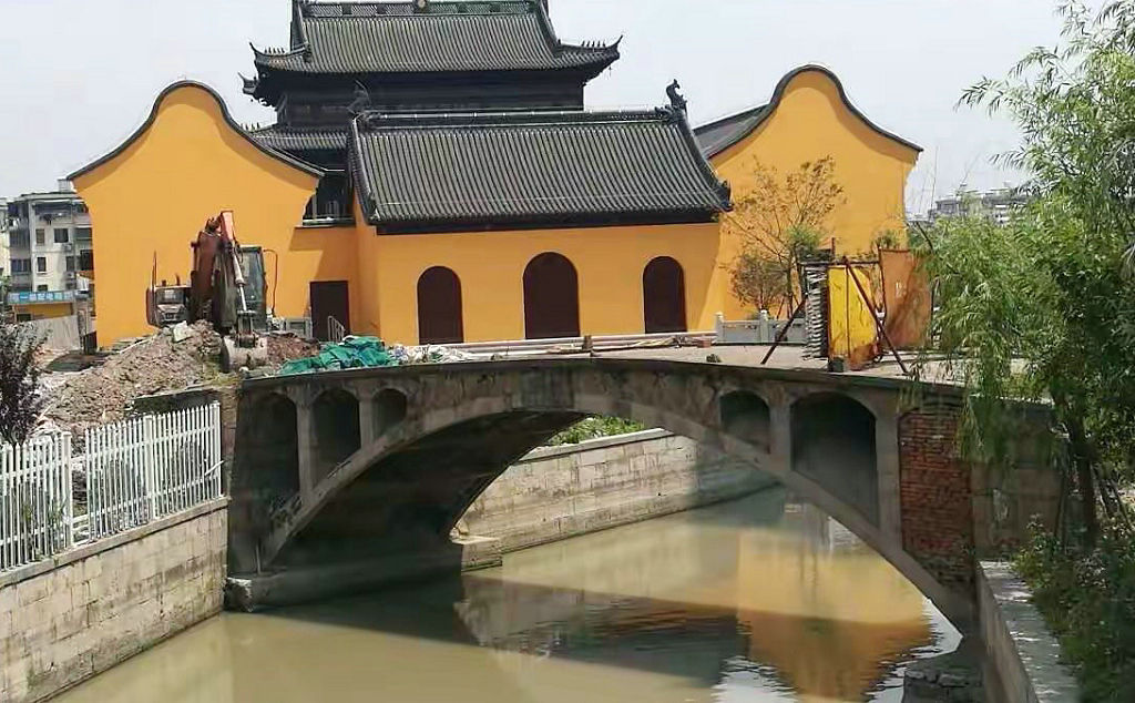 �����г���