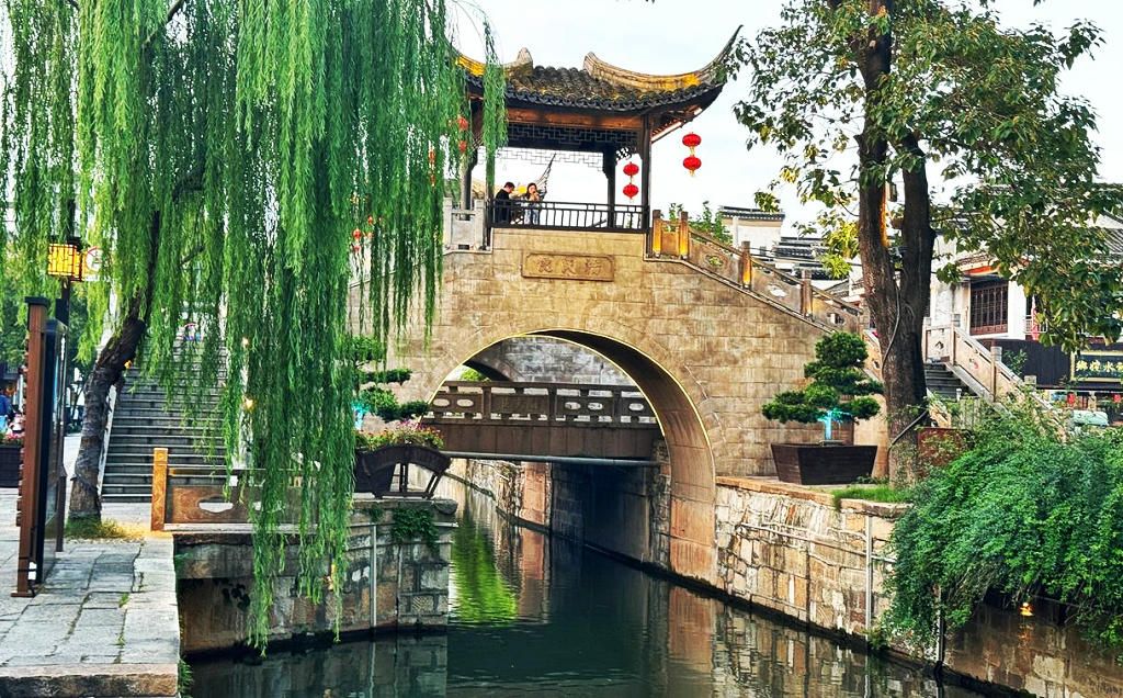 ���������������