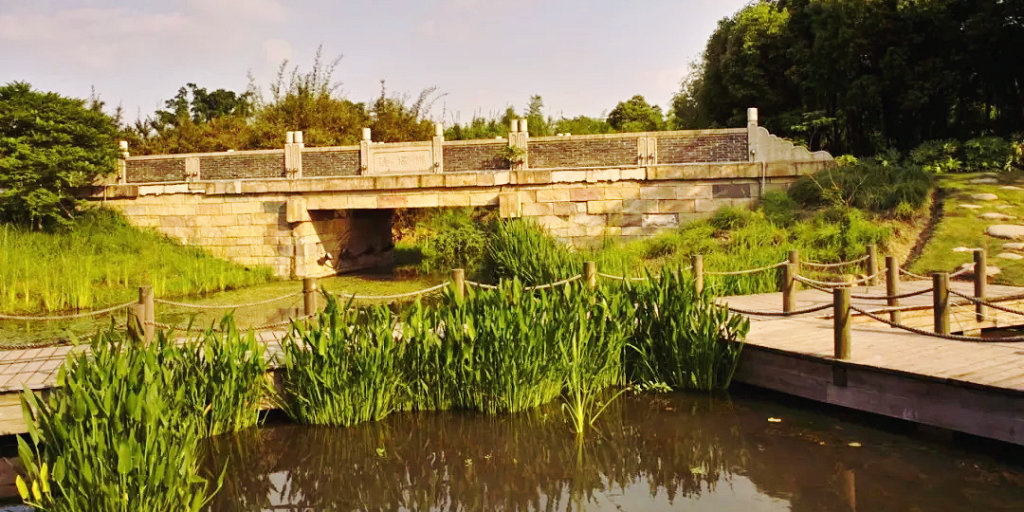 ��ɽ�л������츣����ʪ�ع�԰¡����