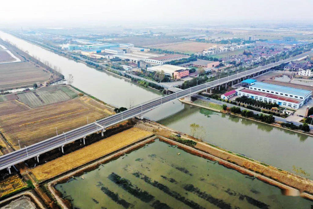 �����кӿڴ���