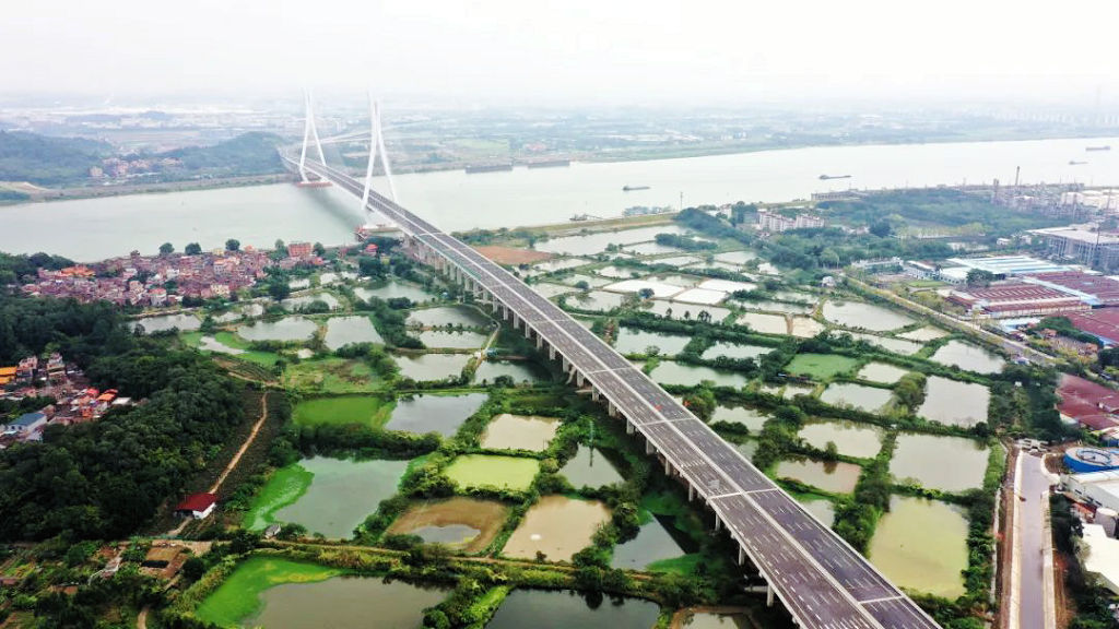 ��ɽ�и�����������