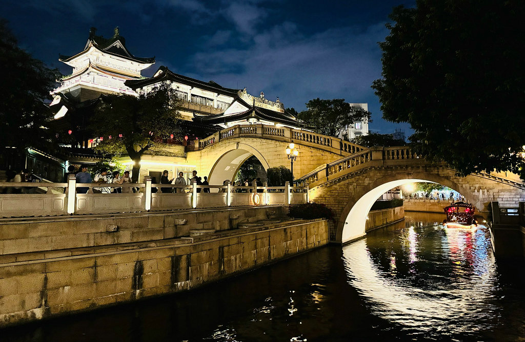 荔湾区荔枝湾涌叠月桥