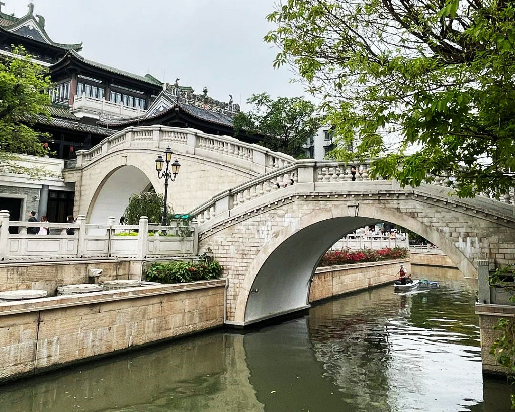 荔湾区荔枝湾涌叠月桥