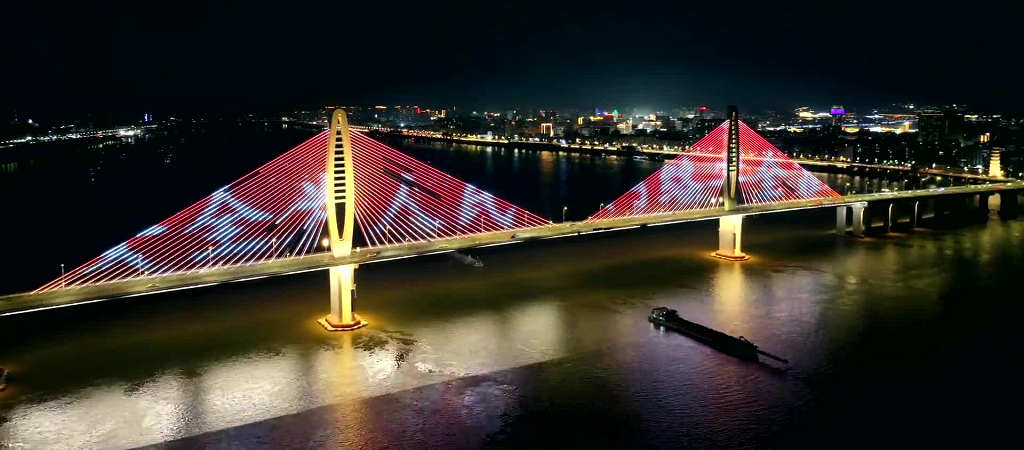 �����������Ľ�����