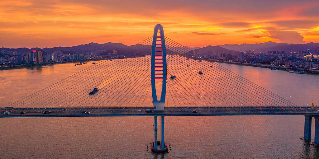 �����������Ľ�����