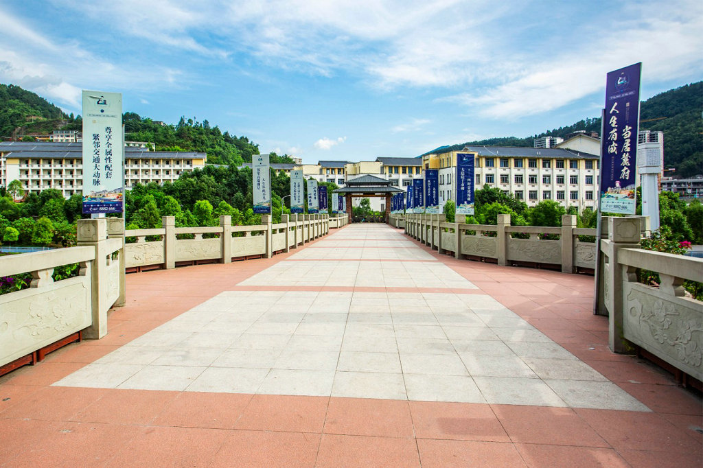 南江县几水大桥