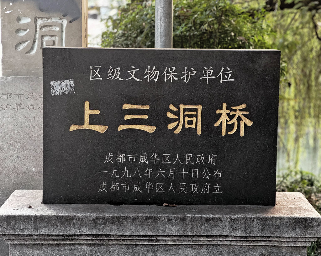 �ɻ�����������