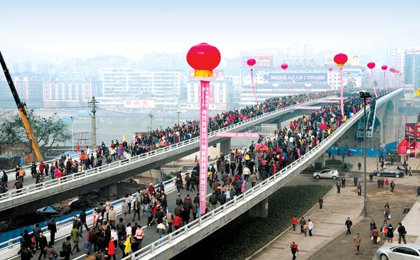 泸州市沱江一桥