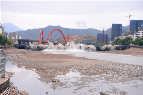 �����ذ�����