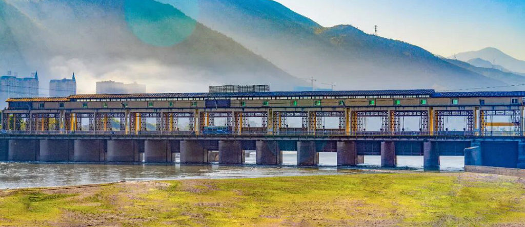 �����س��ϵ�վբ�Ӵ���