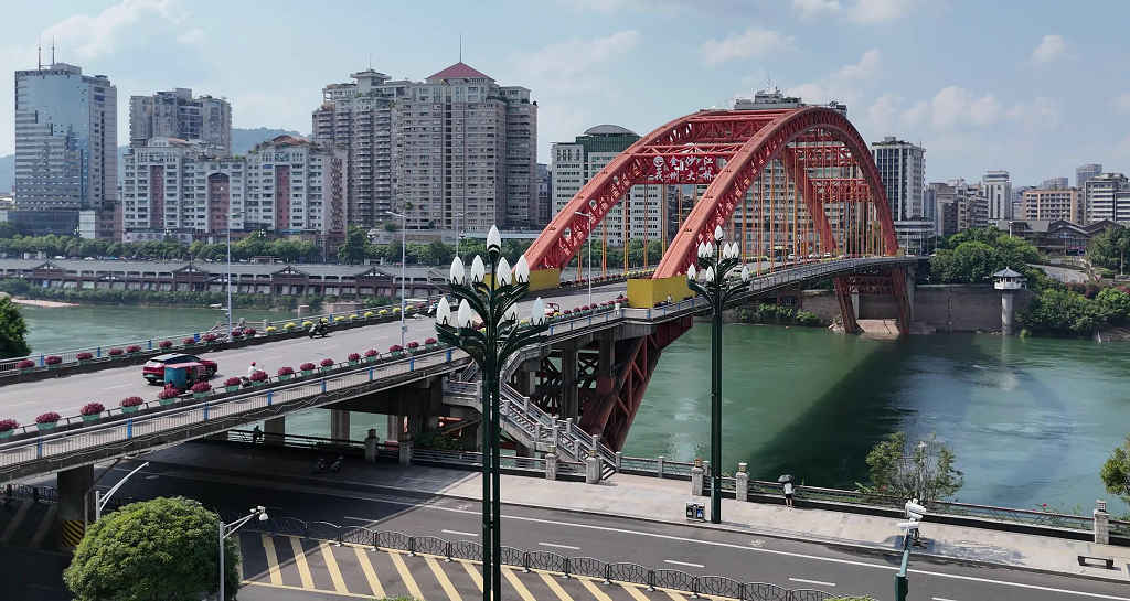 宜宾市戎州金沙江大桥