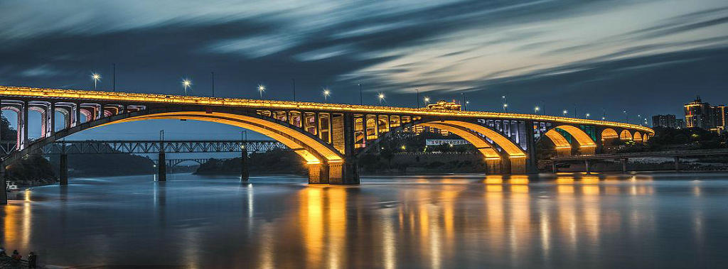 宜宾市岷江大桥