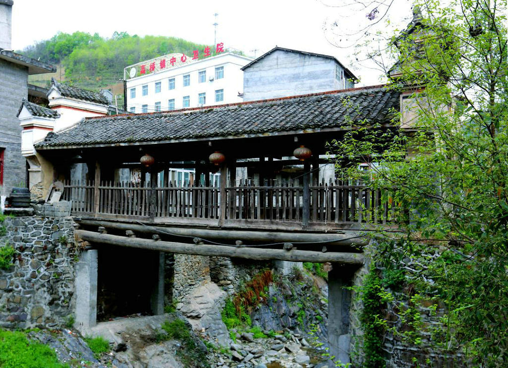 �����ظ�����˫ľ��