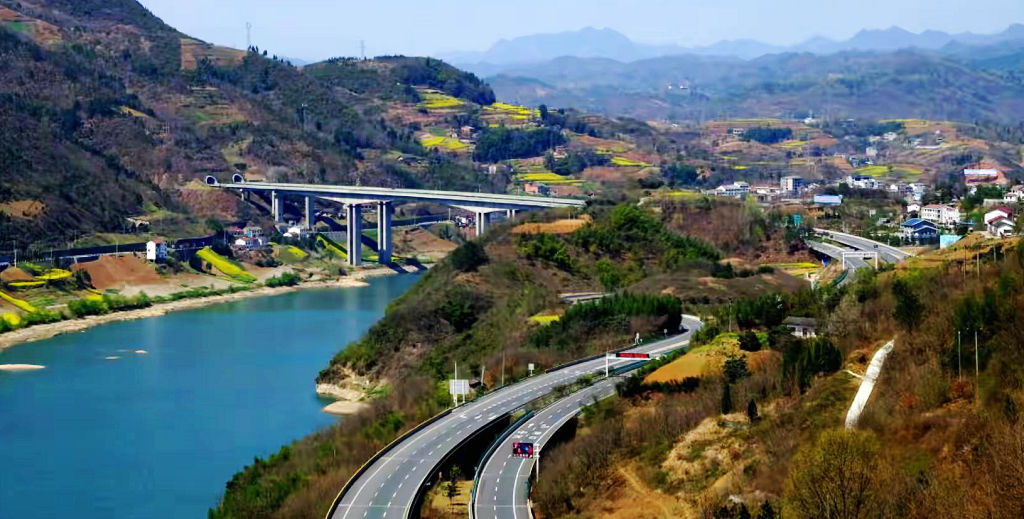 ʯȪ�غ�������