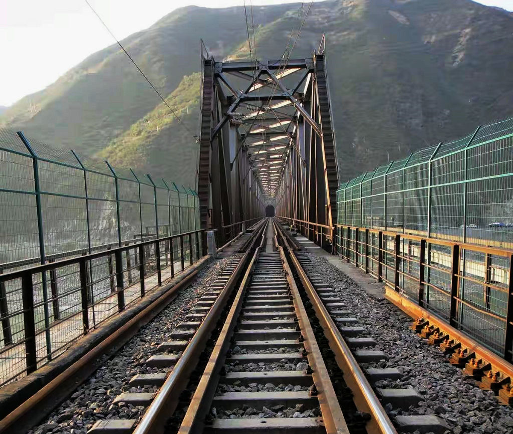 Ѯ���ع�Ԫ��·����