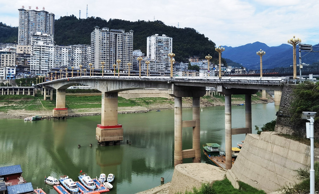 �����������������ۺ�������