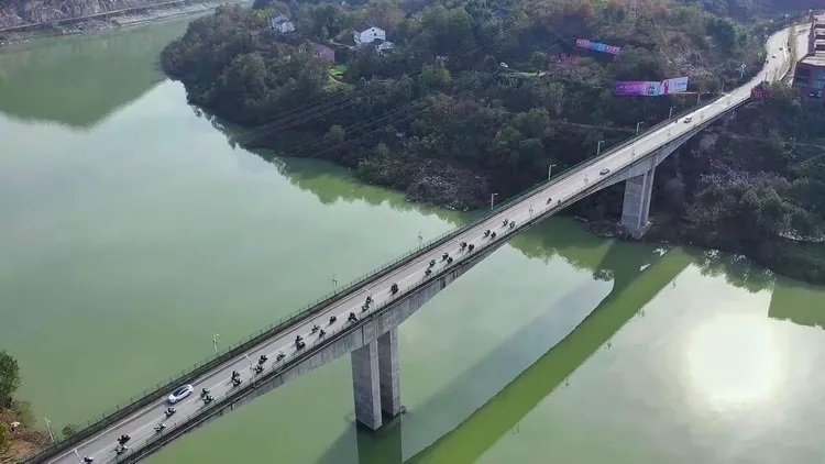 ʯȪ�غ�������