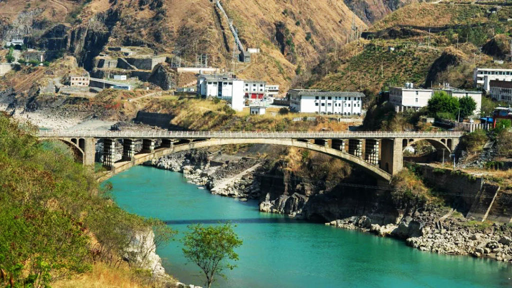 �����н𰲴���