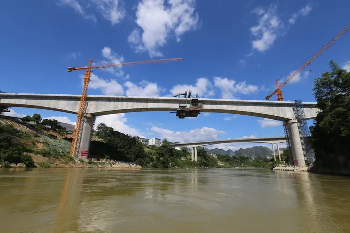 ������ɺ�ˮ��˫���ش���