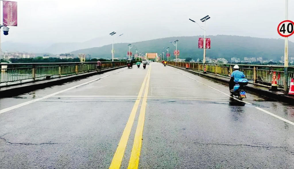 ����й�ƽ��ǭ������