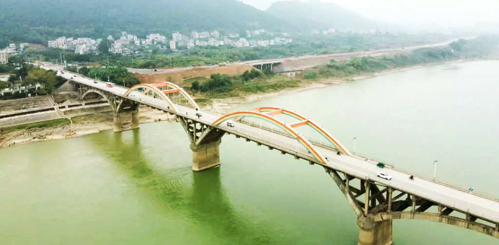 ����й�ƽ��ǭ������