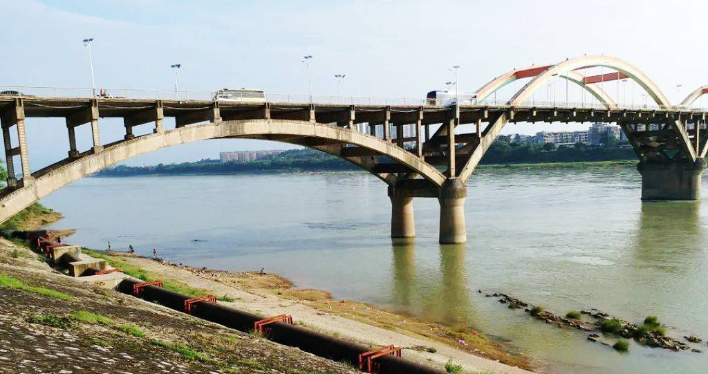 ����й�ƽ��ǭ������