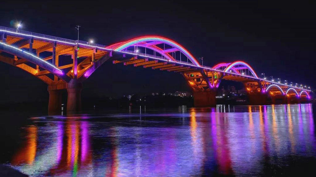 ����й�ƽ��ǭ������