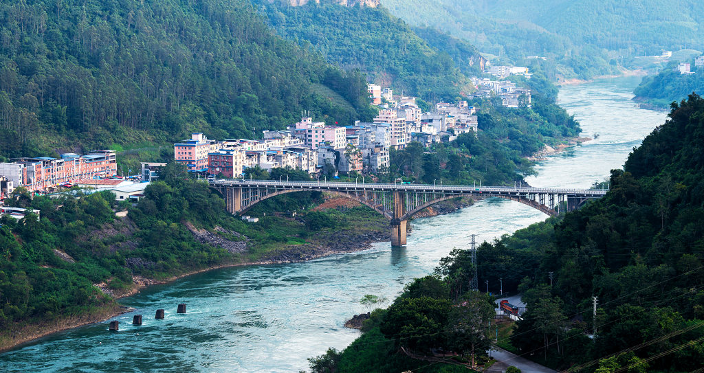 �ӳ��д�����̲����̲����